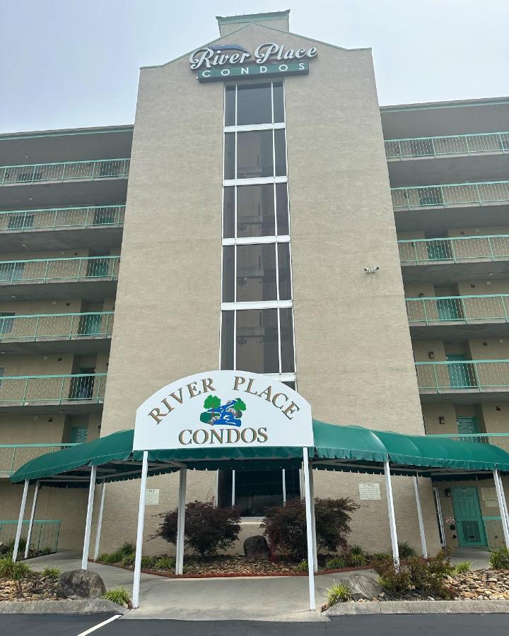River Place Condos #409 1Bd, 2Bath Pigeon Forge Buitenkant foto