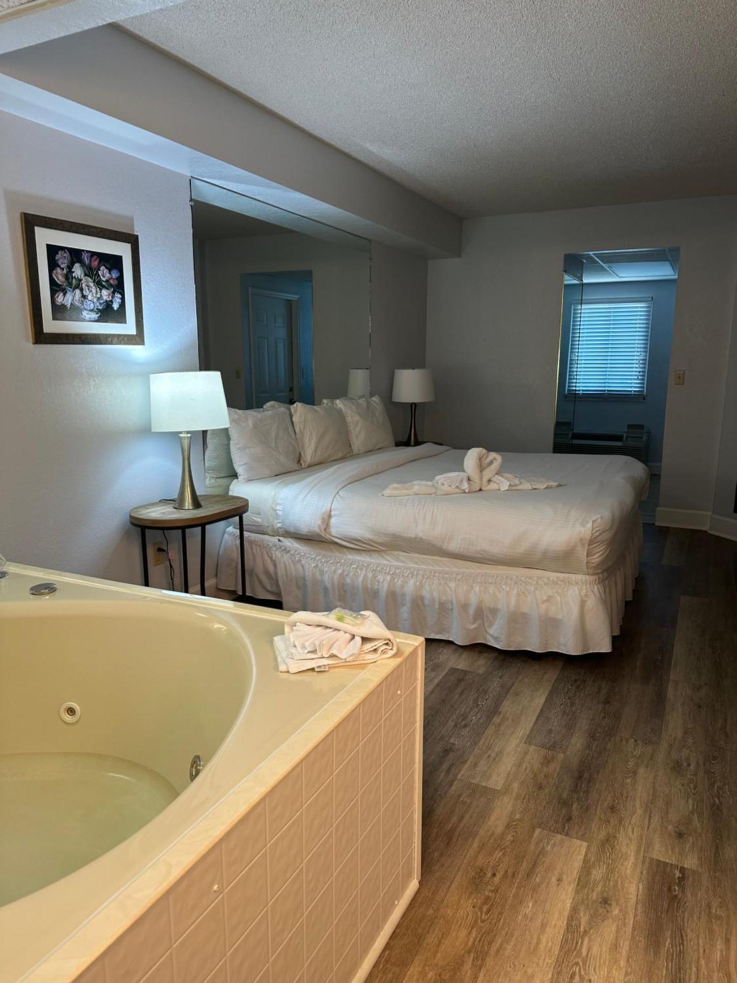River Place Condos #409 1Bd, 2Bath Pigeon Forge Buitenkant foto