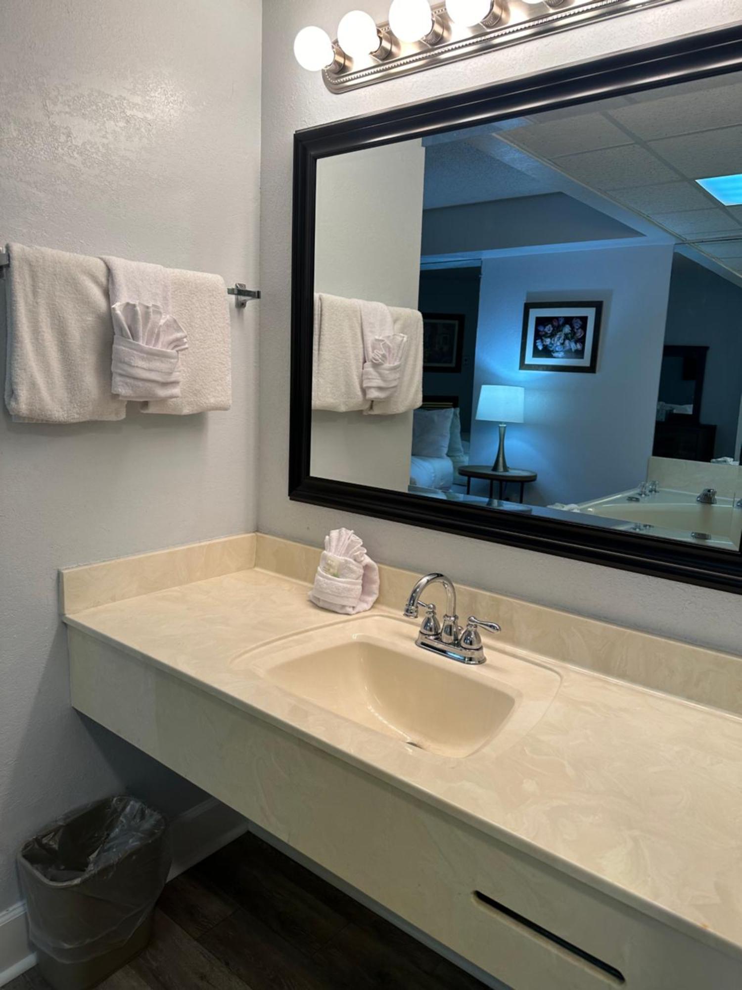 River Place Condos #409 1Bd, 2Bath Pigeon Forge Buitenkant foto